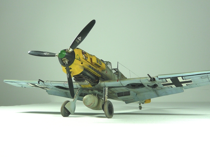 Messerschmitt Bf 109 E7 base AIRFIX VINTAGE 1/24 Pointu10