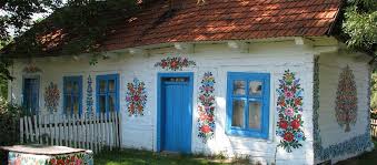 les fermes aux murs fleuris (Pologne) Les_fe10