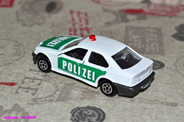 N°257A BMW 325i E36 POLICE Major361