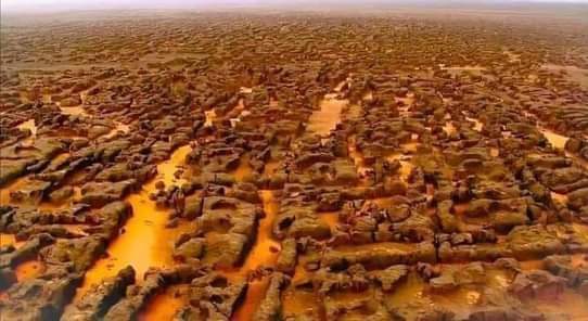 مدينة الجن سيفار الحجرية في الصحراء الجزائرية  Fb_im752