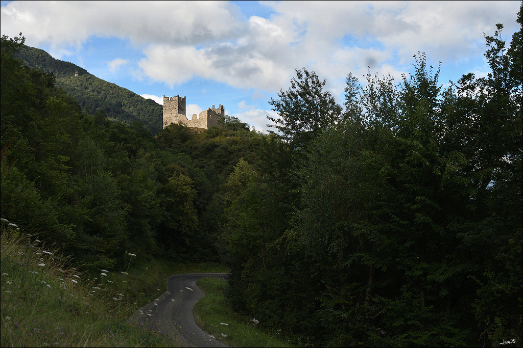 Un rayon de soleil sur le château Lmb_7012