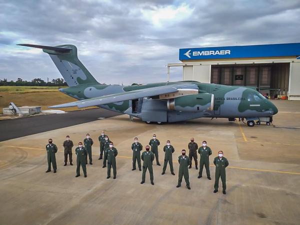 EMBRAER KC-390  - Página 8 I2062710