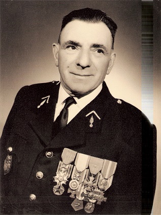 ROBINET André gendarme à BILLOM en 1943 Robine11