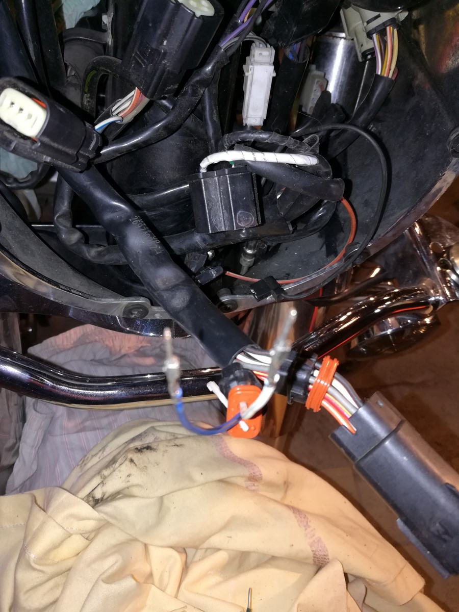 Tuto changement de Guidon sur Road King Img_2027