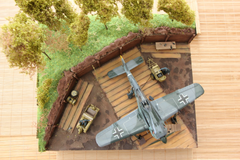 Focke 190 + kettenkraftrad (Hasegawa + Tamiya 1/48) sur diorama Img_1334