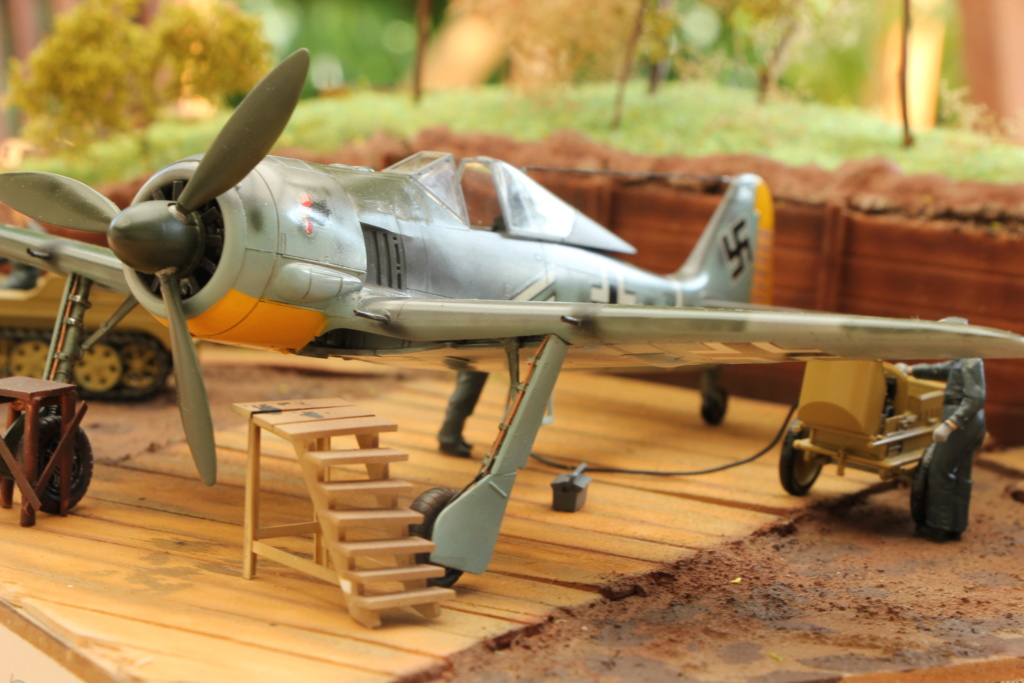 Focke 190 + kettenkraftrad (Hasegawa + Tamiya 1/48) sur diorama Img_1346