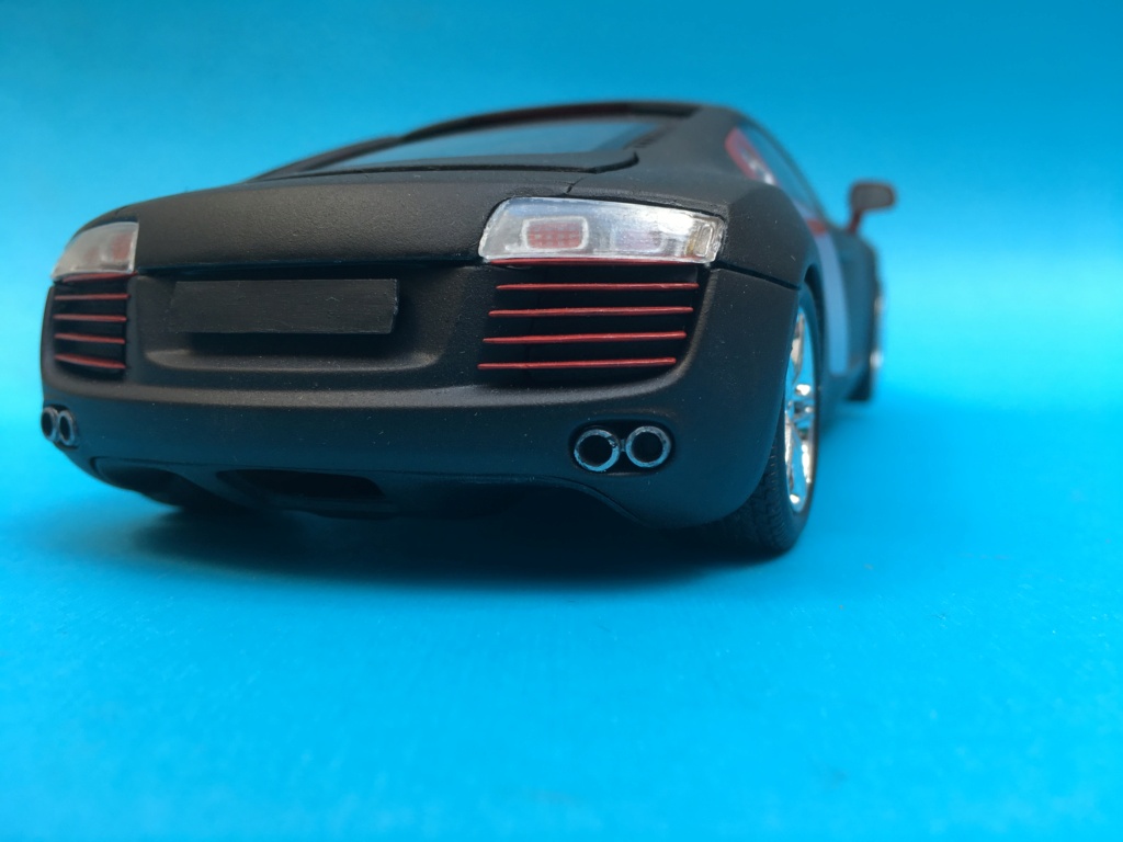 MT: Audi R8 Revell 1/24 Img_6613