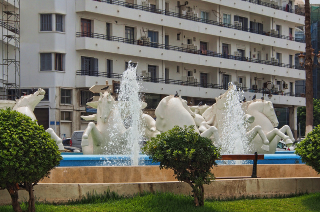 Concours photo JUIN 2022 : Fontaines et jets d'eau - Page 2 Alger310