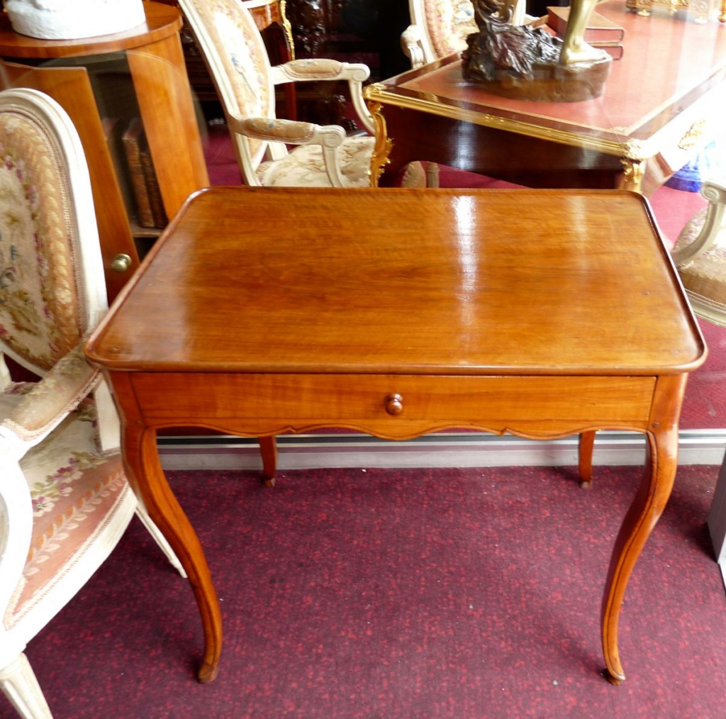 Table écritoire Bureau de dame Style Louis XV régional  Noyer10