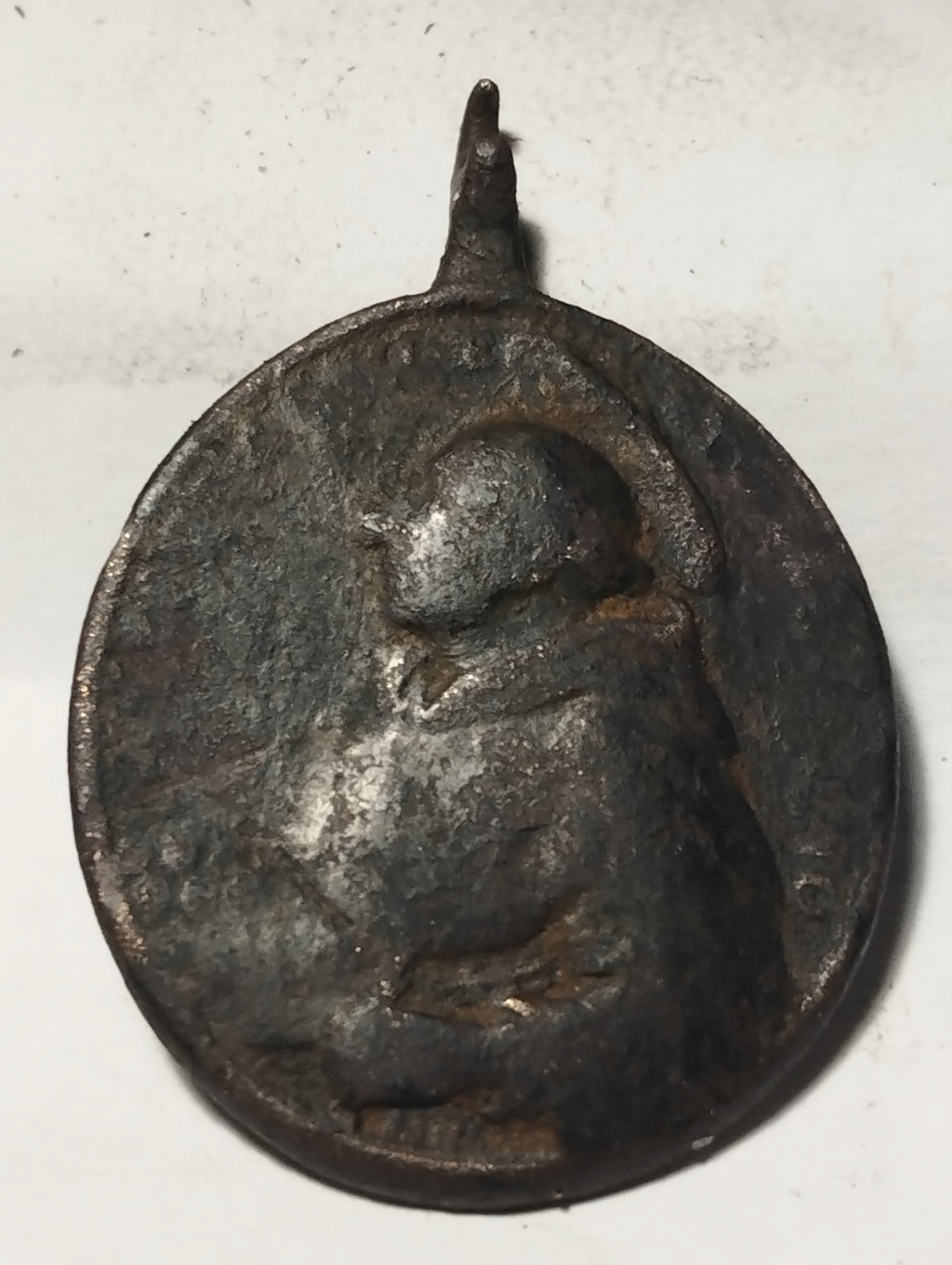 Datar e identificar medalla antigua Img_2077