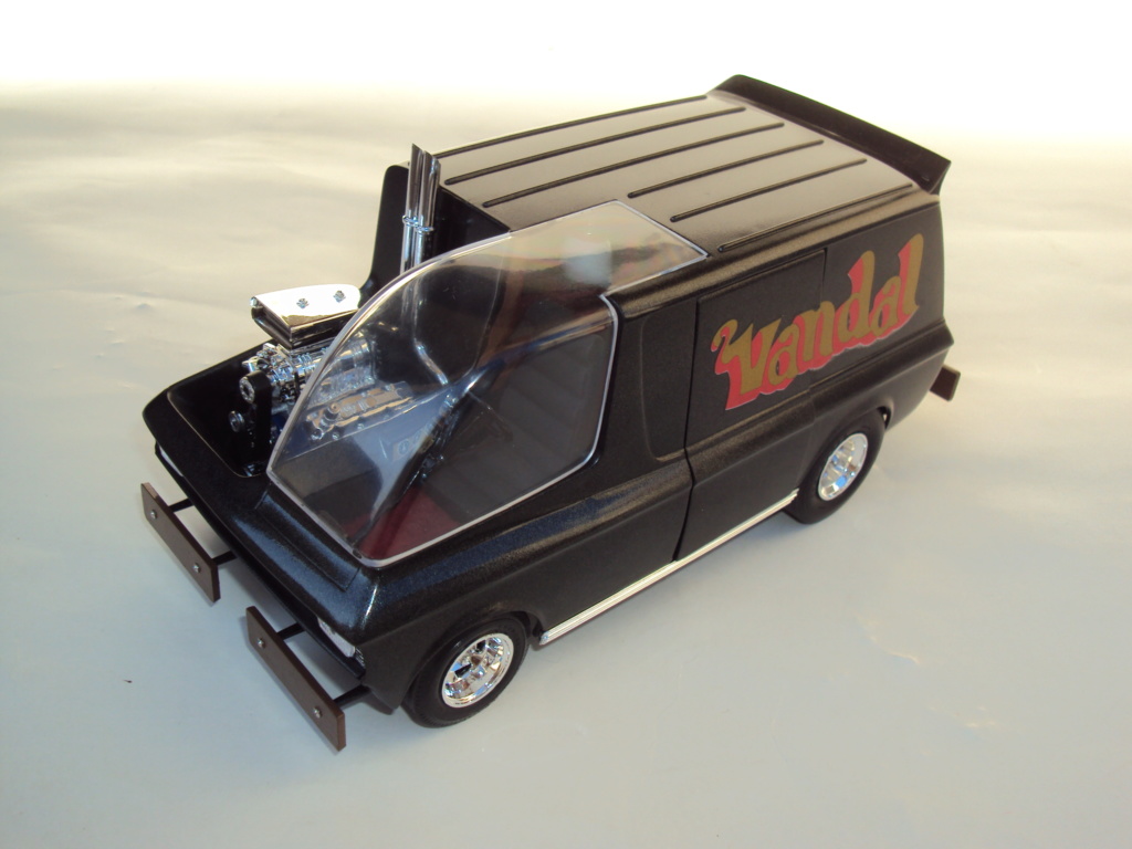 Vandal custom van by Tom Daniel Dsc05216