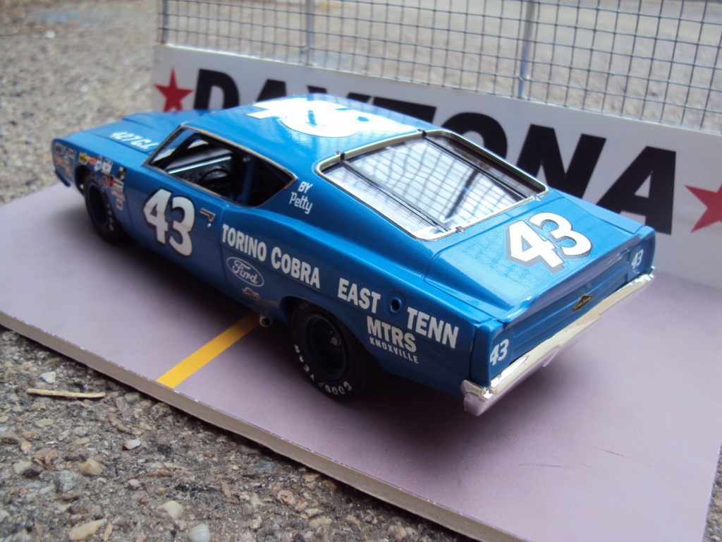 Torino '69 NASCAR Richard Petty Dsc06311