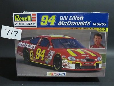 Chevy impala 2006 #1 Truex jr Bass pro shop S-l40011