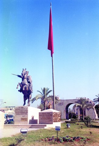 Atatürk Anıtı 1anitl10