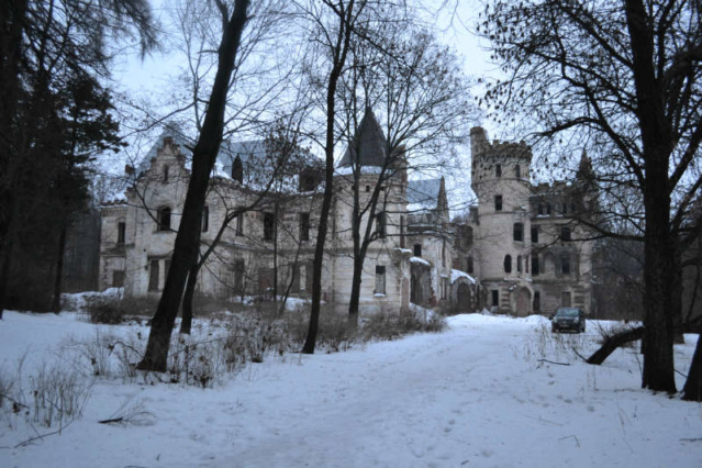 MOUROMTSEVO, le château oublié (Russie) 2-w80010