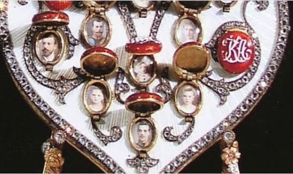 Les merveilles de Fabergé Oeuf_313