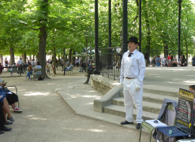 Choses vues dans le jardin du Luxembourg, à Paris - Page 7 1-00516