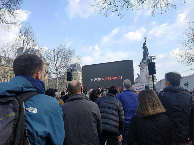 Place de la République, 5 mars 2022 Fem10