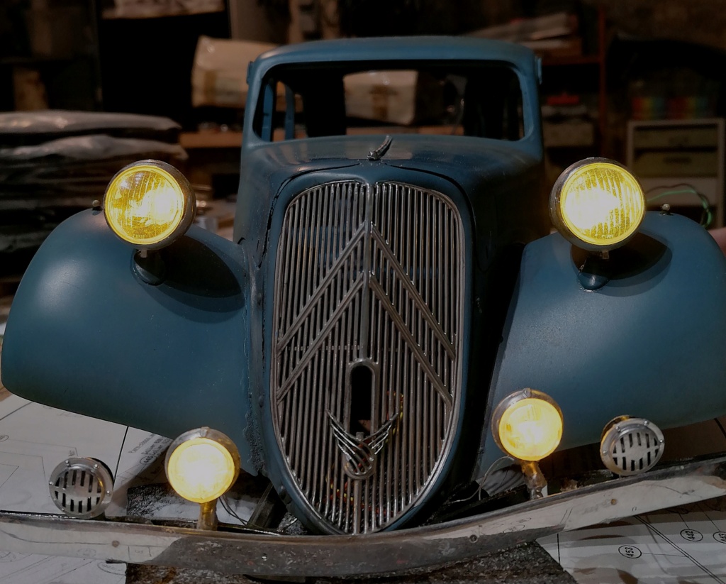 1/8 traction Citroën heller ( radiocommandee) - Page 6 Img_2051