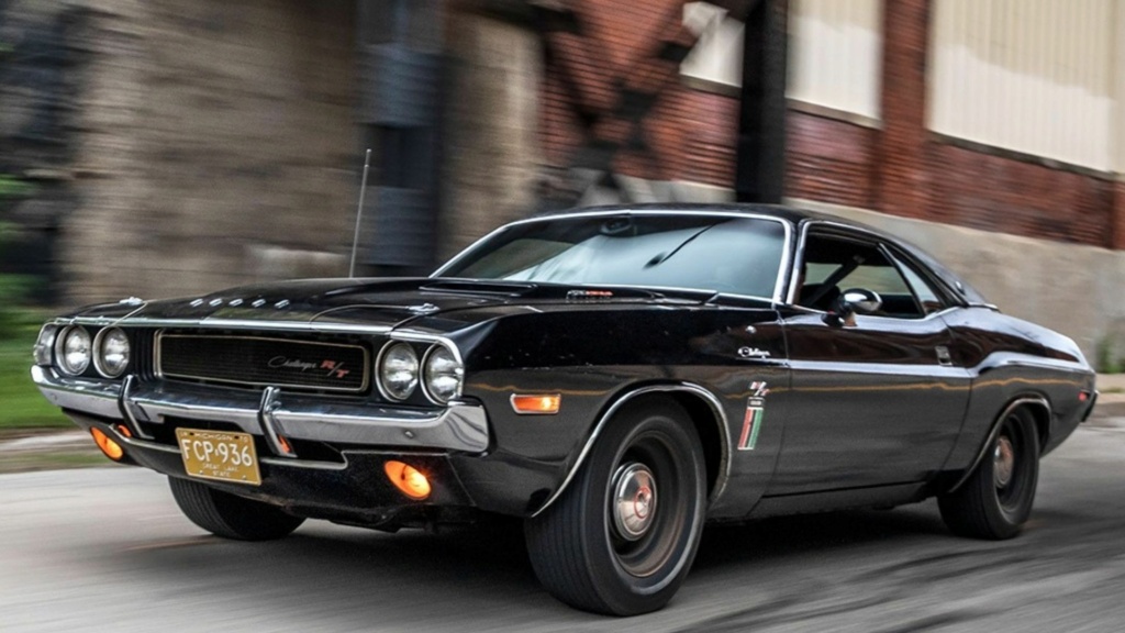 1/64 dodge Challenger, matchbook Motori11
