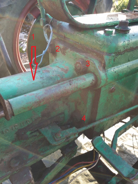 holder - tracteur holder B10 changement courroie dynamo Holder56