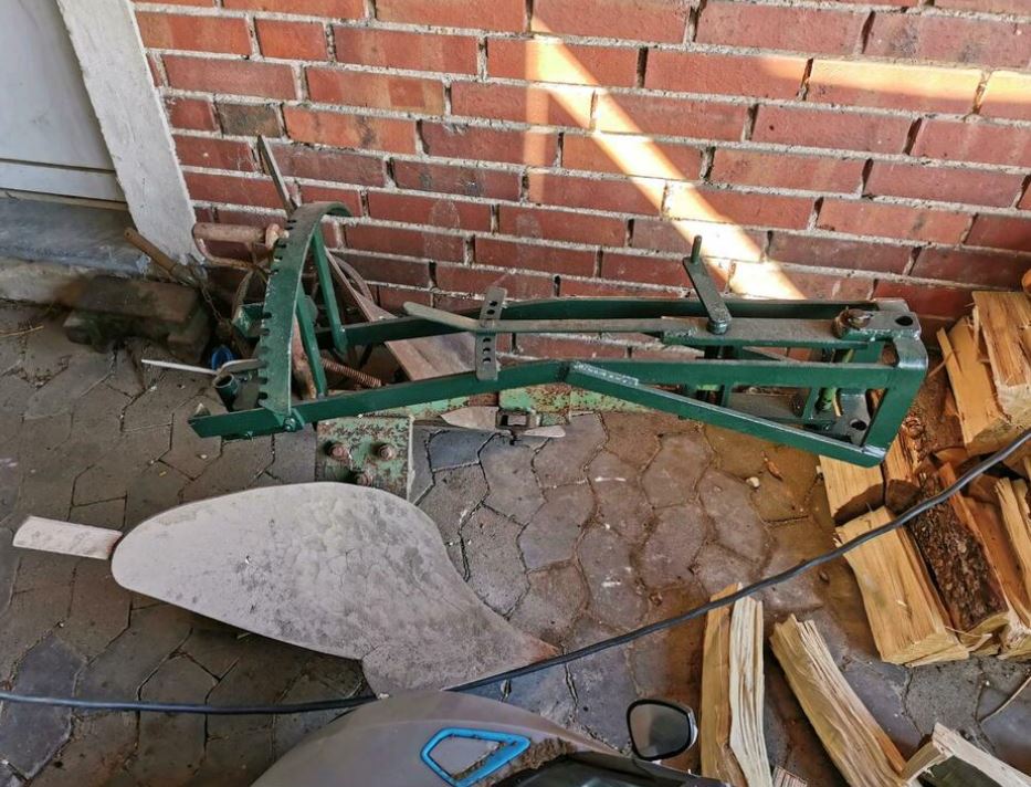recherche attelage et brabant pour holder e 12 Holder70