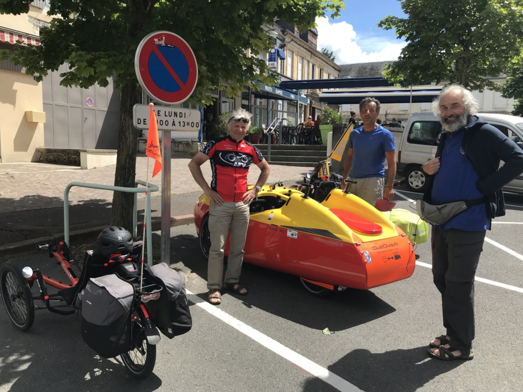 Un petit tour en Bourgogne du Sud - Page 14 23430210