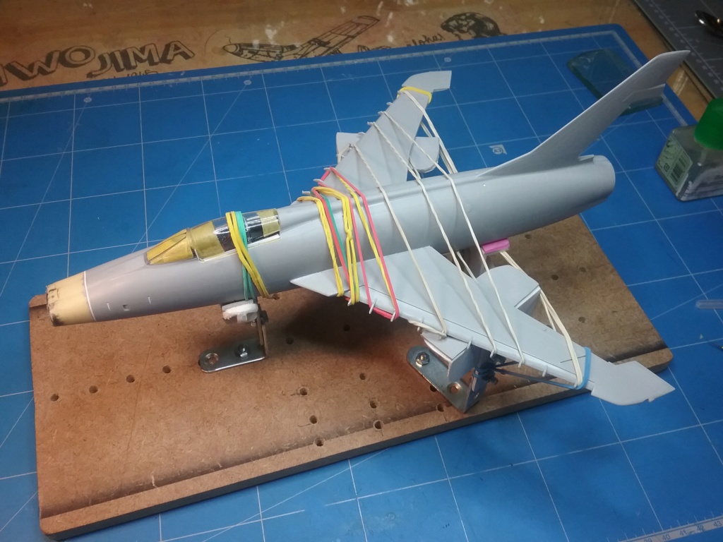 F100D TRUMPETER 1/48 ................................... montage terminé F100-417