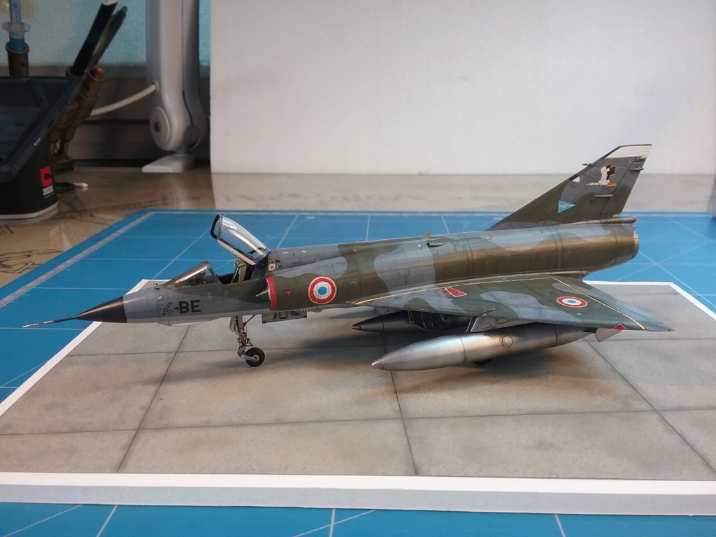 Mirage IIIE 1/72 modelsvit......................................terminé... M-9210