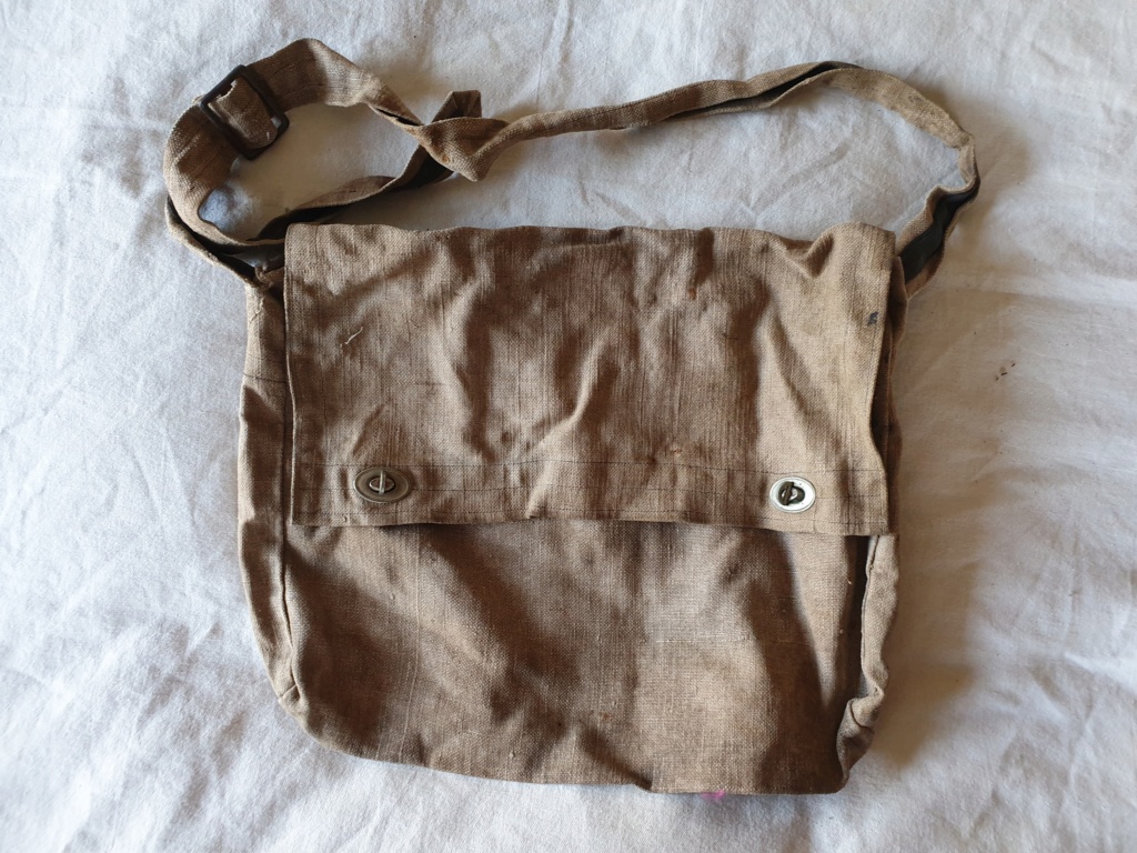 Sacs et musettes civiles ou militaires ? Sac_h_11