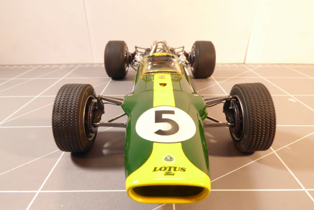Lotus 49 1967 British GP - Ebbro 1/20 P1030810