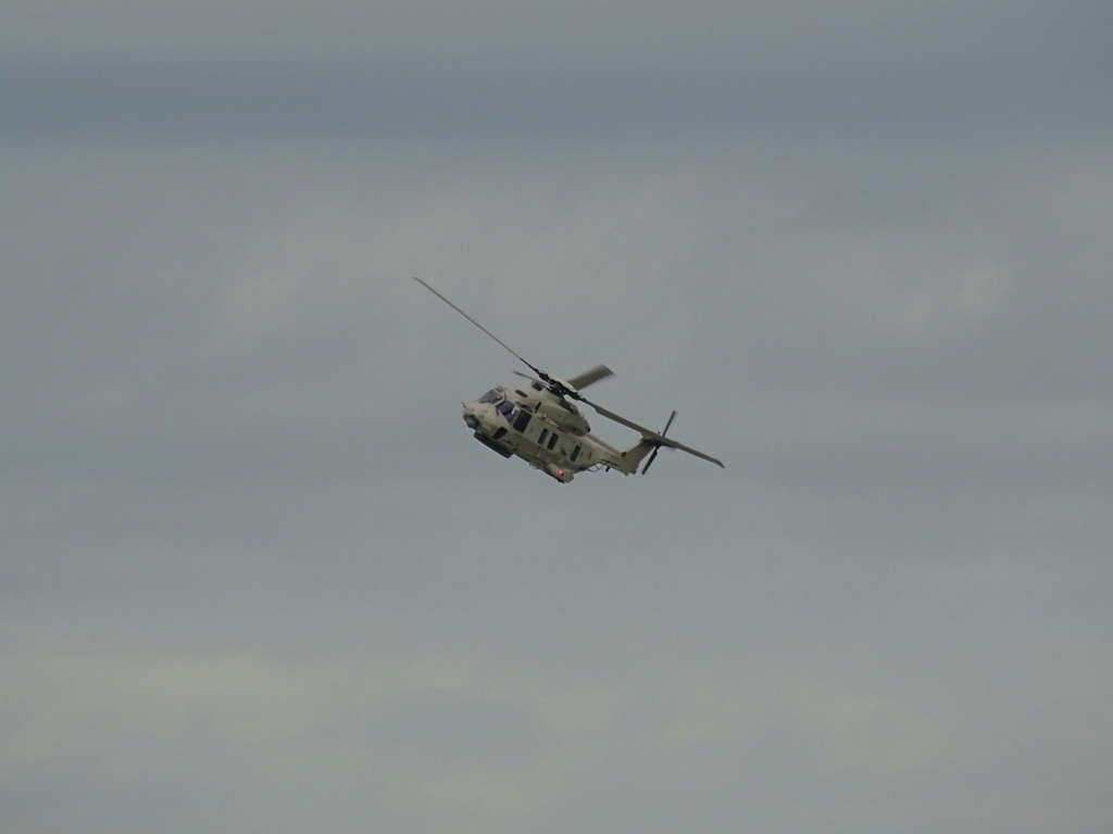 Exercices de sauvetage en mer avec présense du NH90 (juillet 2020) P_06410