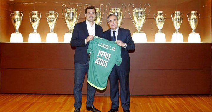 ¿Cuánto mide Iker Casillas? - Estatura real: 1,82 - Real height - Página 4 15950010