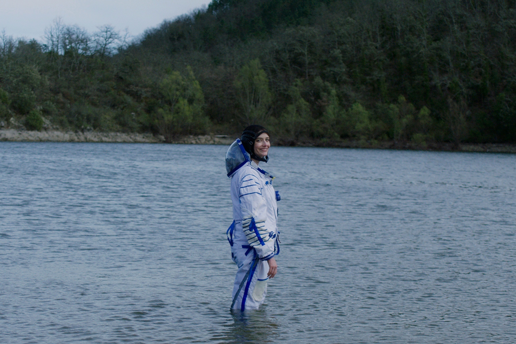 伊娃葛林化身「太空版」金智英 《星星知我心》獲譽從影最佳演出 001aii10
