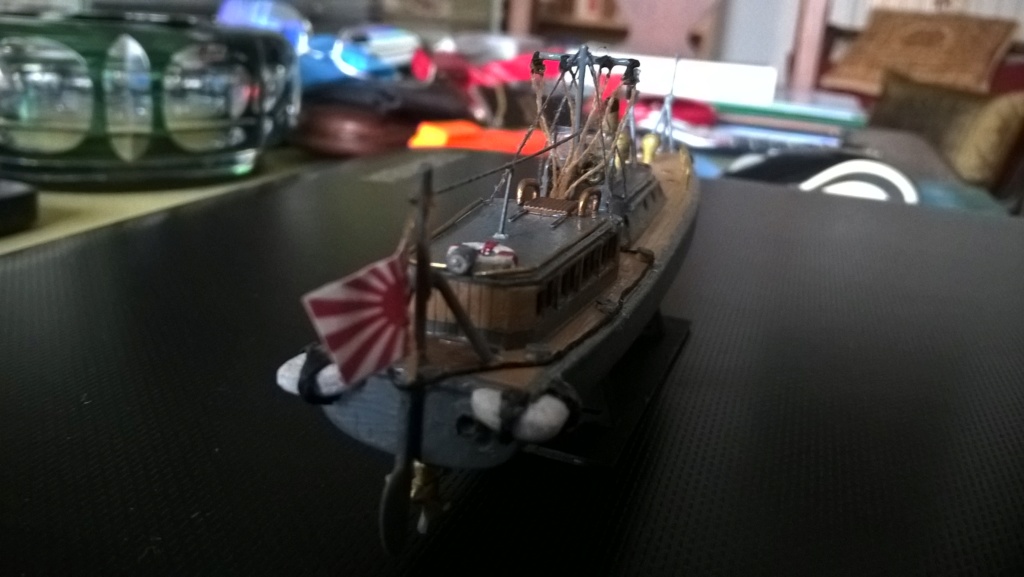 Yamato, un jour de janvier 1945 Modèle RC au 1/150 dans sa vitrine d'exposition Wp_20130