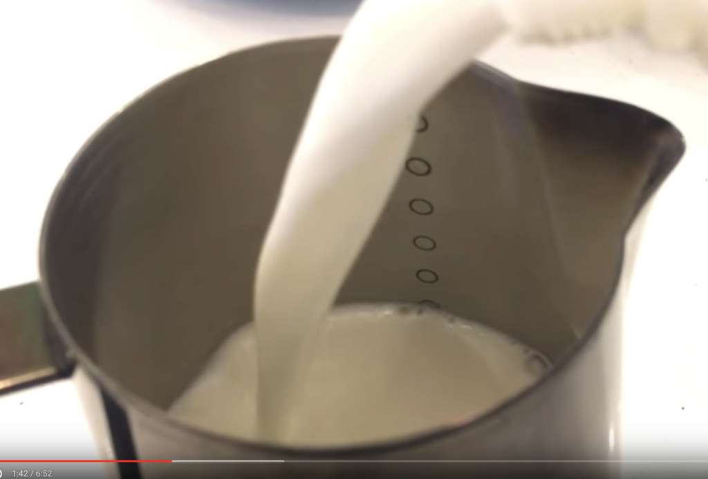 Tutorial Latte Art: monter le lait comme un pro! - Page 3 Screen11