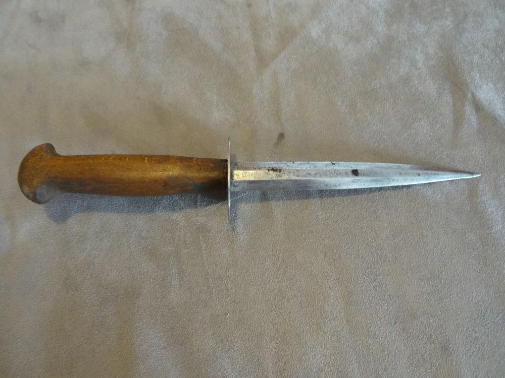 coutrot - poignard couteau coutrot de Châtellerault 18cca410