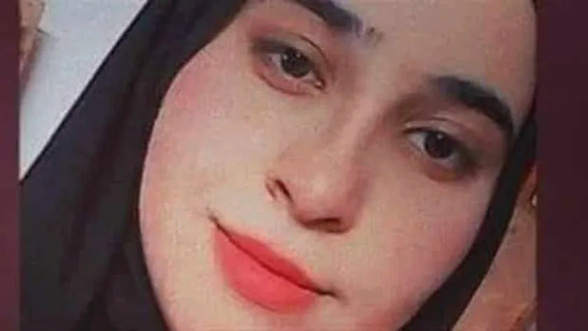لتحريات: طالبة الشيخ زايد أصيبت باكتئاب بعد معرفتها بتبنيها 18409410