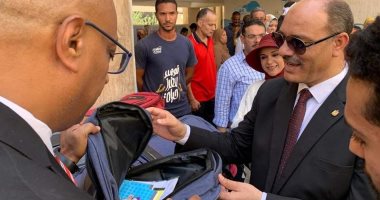 الإسكندرية  توزع حقائب وأدوات مدرسية لذوى الهمم 20220915