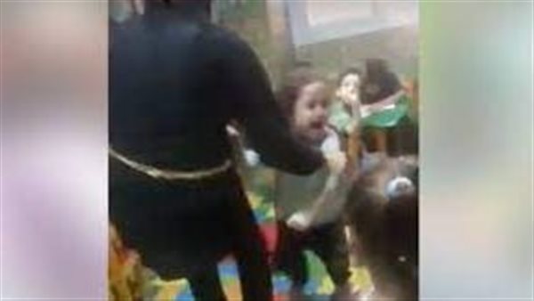  تفاصيل اعتداء مديرة حضانة بالإسكندرية على الأطفال بوحشية 50810