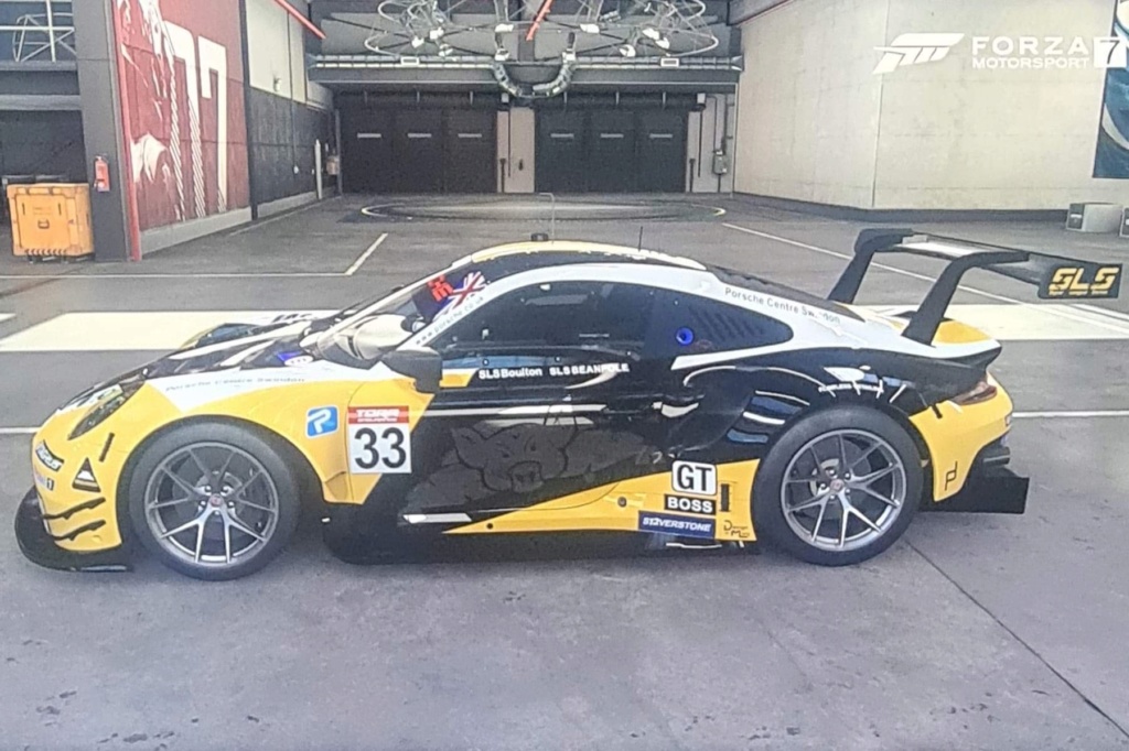 TORA 12 Hours of Silverstone - Livery Inspection 7dd9cb10