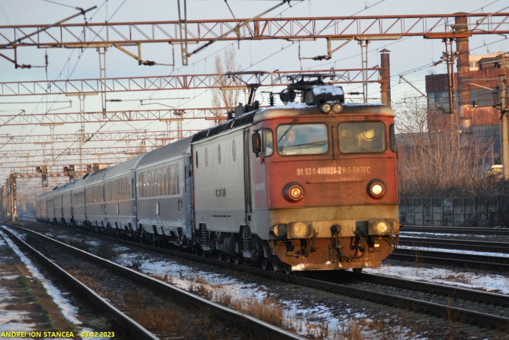 Locomotive clasa 40 - 41 - 42 - 060-EA-EA1-EA2 400_0210