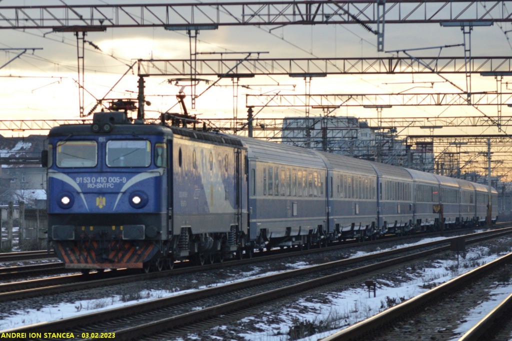 Locomotive clasa 40 - 41 - 42 - 060-EA-EA1-EA2 410_0011