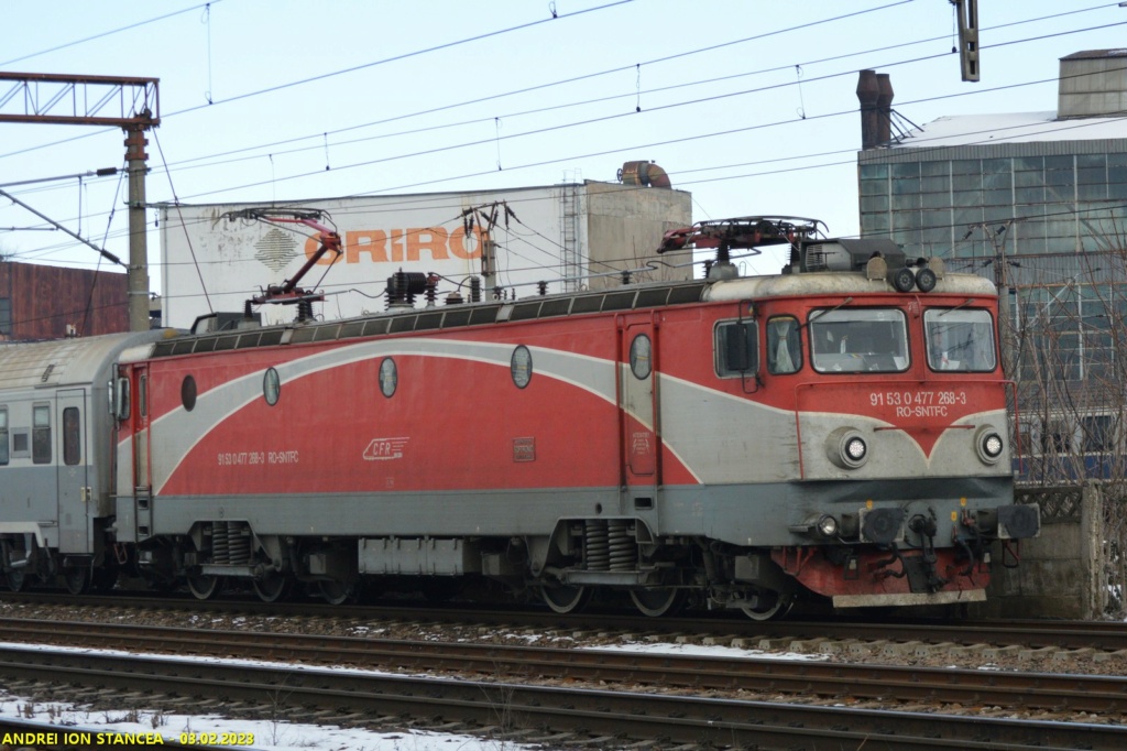 Locomotive electrice seriile 476 - 477 477_2611