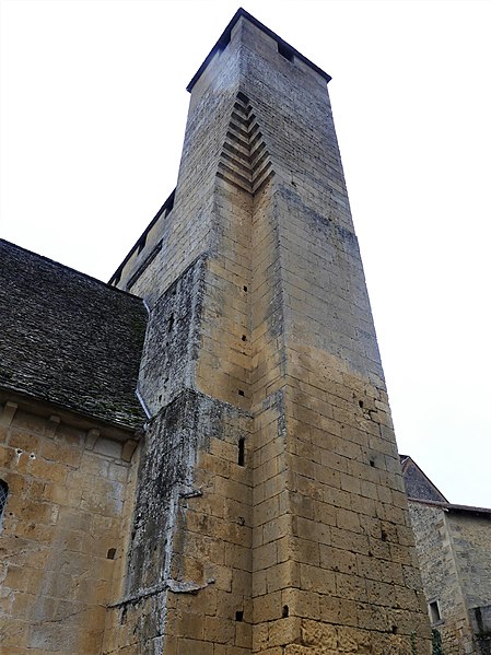 L'église Saint Martin de Tayac, Dordogne, France. 14996410