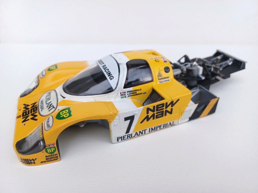 [ Tamiya ] Porsche 956 "new Man" 1ere le Mans 1984 - Page 4 20230835