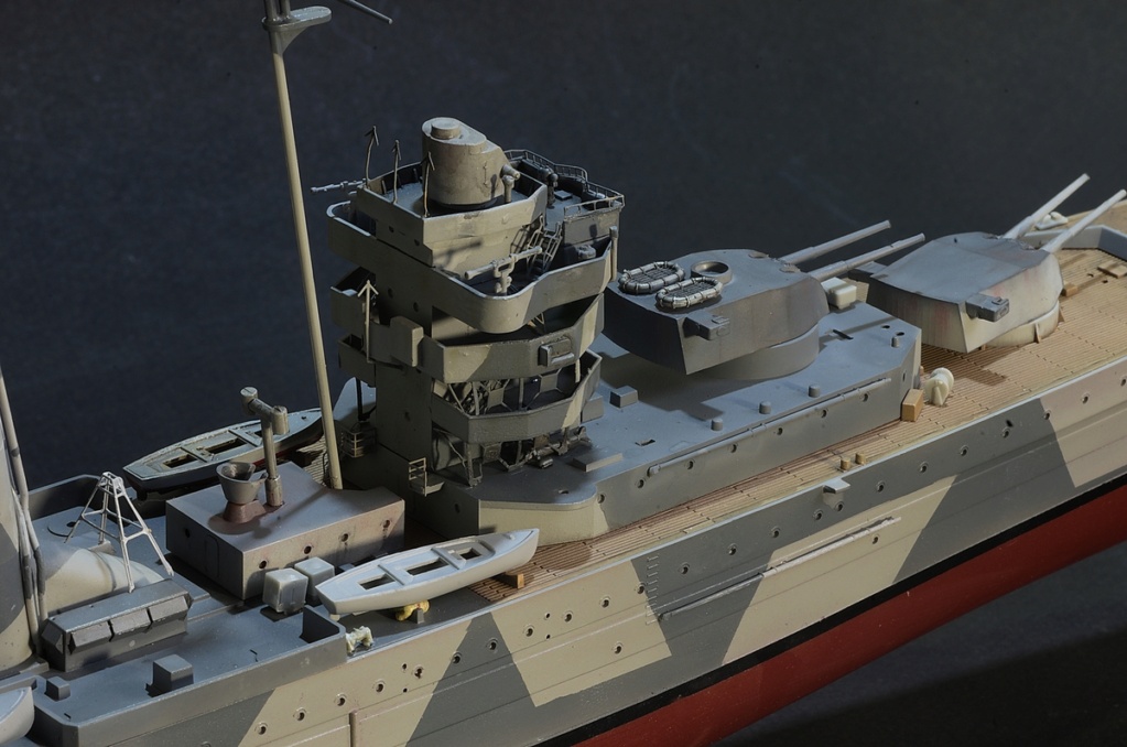 [TRUMPETER ] Croiseur lourd HMS YORK 1/350ème Réf 05351 Imgp1330