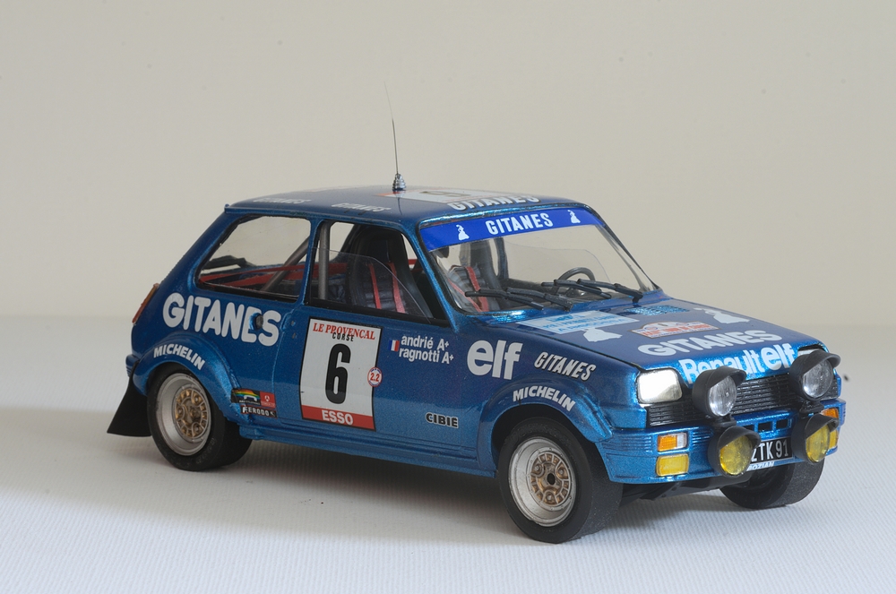 [ Italeri ] Renault 5 Alpine "Gitanes" Tour de Corse 1979 1/24 Imgp1823
