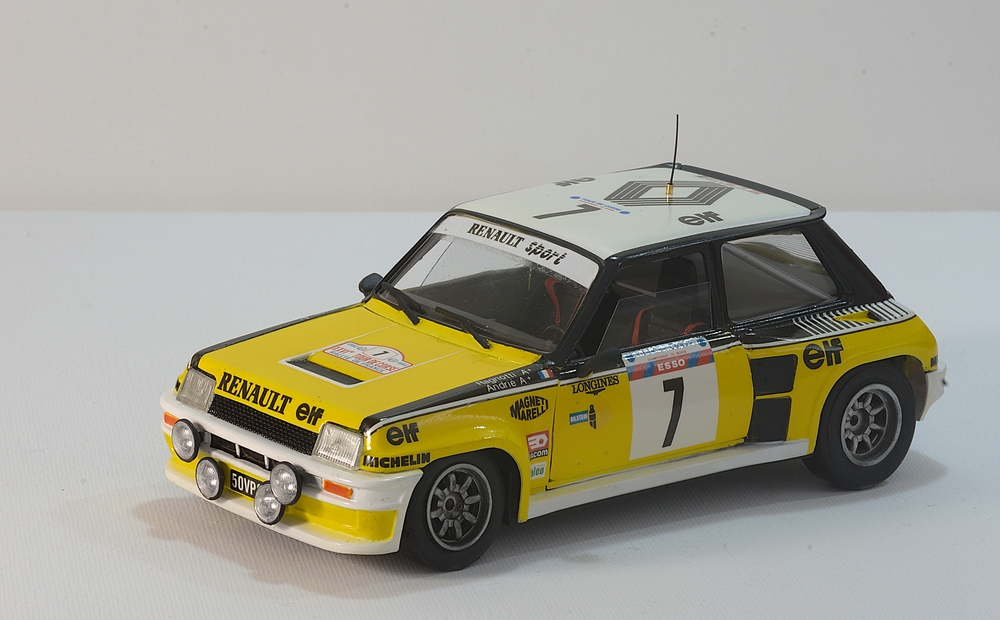 [ Heller ] R5 Turbo Tour de Corse 1982 1/24 Imgp1830