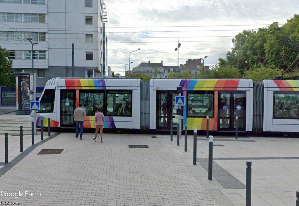 STREET VIEW : les tramways en action - Page 6 Angers11